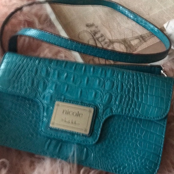 Purse - Picture 3 of 3